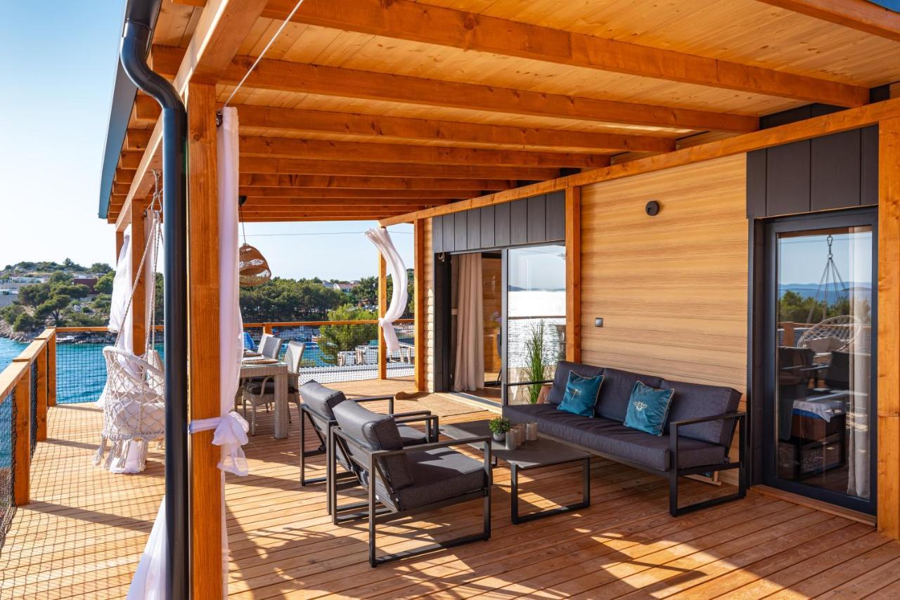 C'est La Vie Holiday home Drage